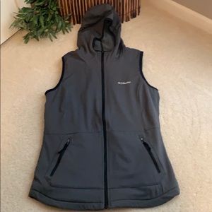 Columbia Reversible Hooded Vest